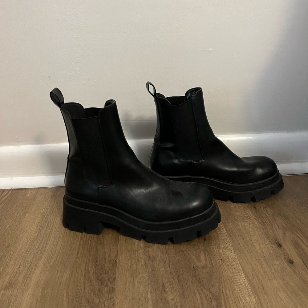 Zara black chunky booties